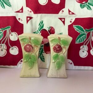 Vintage Ceramic Cherry Salt and Pepper Shakers kitchen